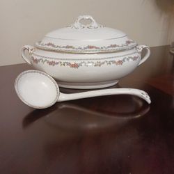 Booths Silicon China Floral Covered Dish Gold Trim England
