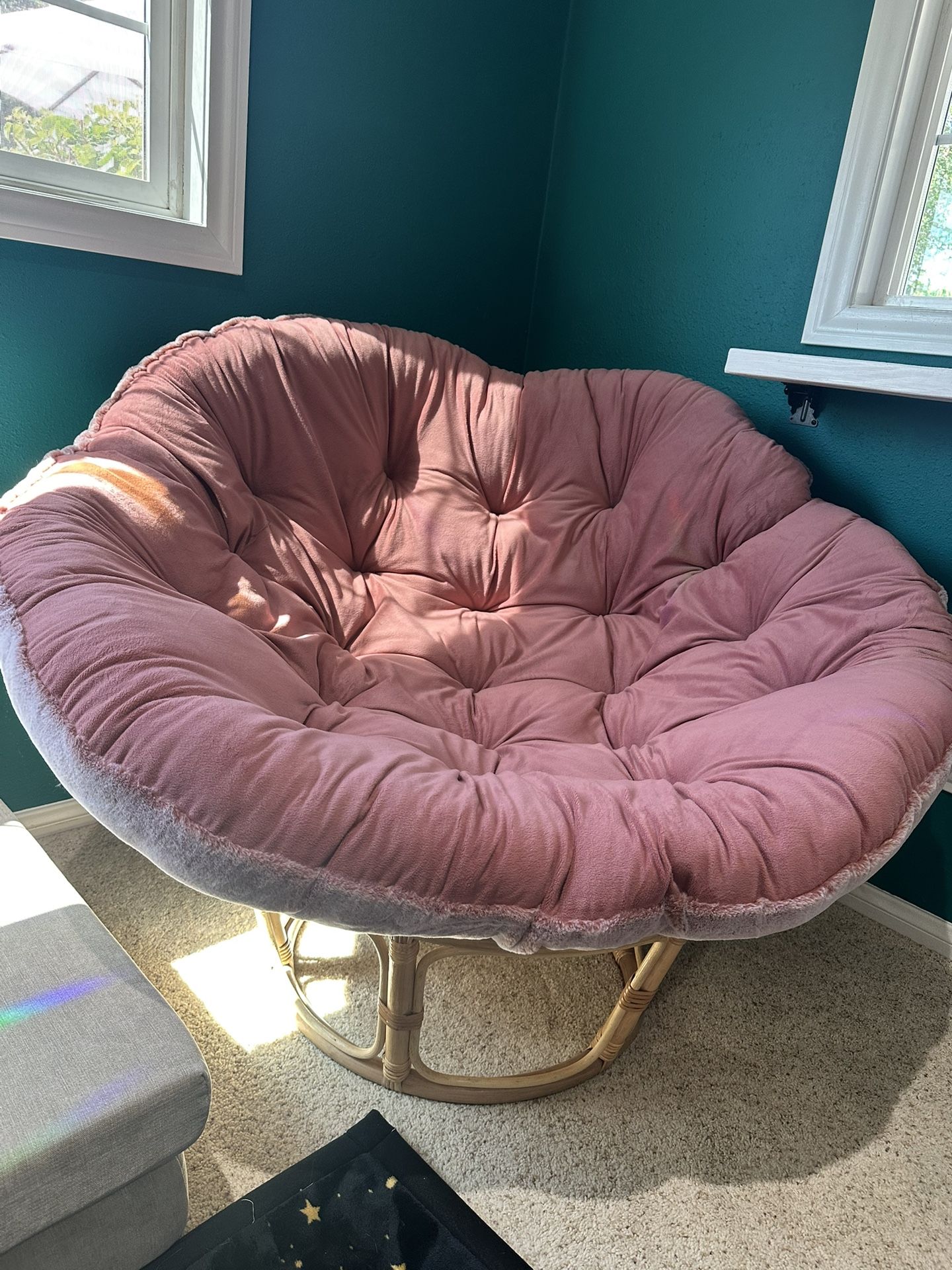 Papasan chair