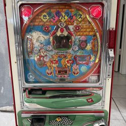 Pin ball / arcade machine