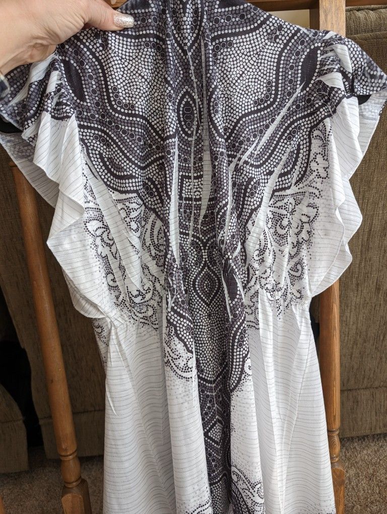 Beautiful XL Blouse New