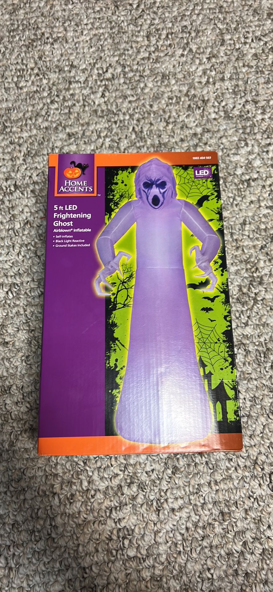 5 FOOT LED FRIGHTENING GHOST INFLATABLE 