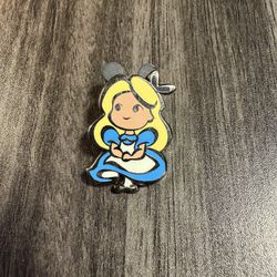 Disney Pin - Cute Stylized Alice -  Alice in Wonderland - Pin Trading 2016