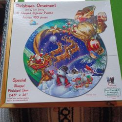 CHRISTMAS ORNAMENT 750 PIECE PUZZLE 