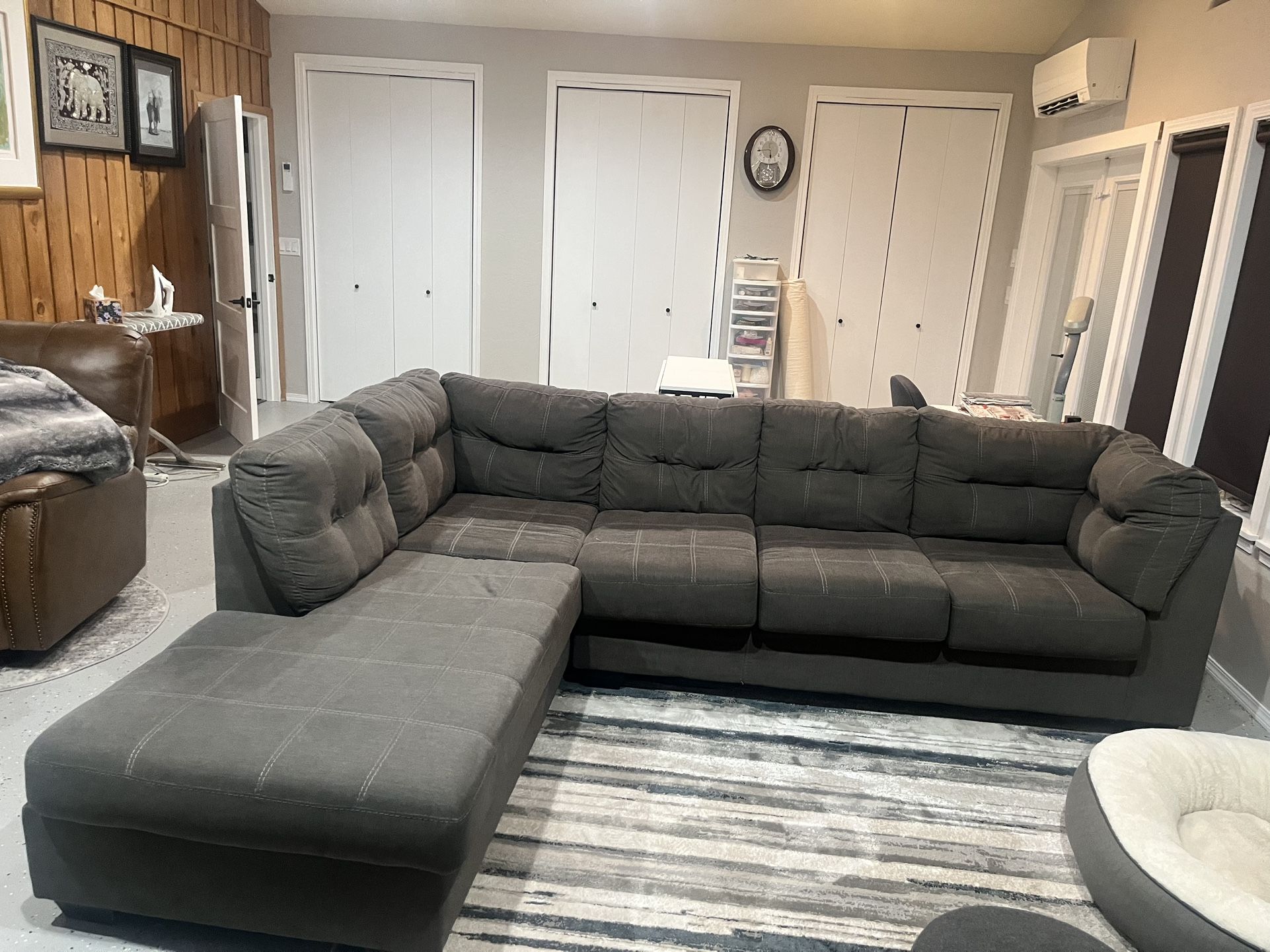 Couch With Chaise Lounge