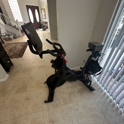 Peloton. 35 Rides - We Deliver 