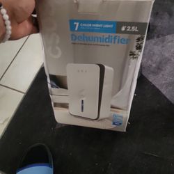 Dehumidifier 
