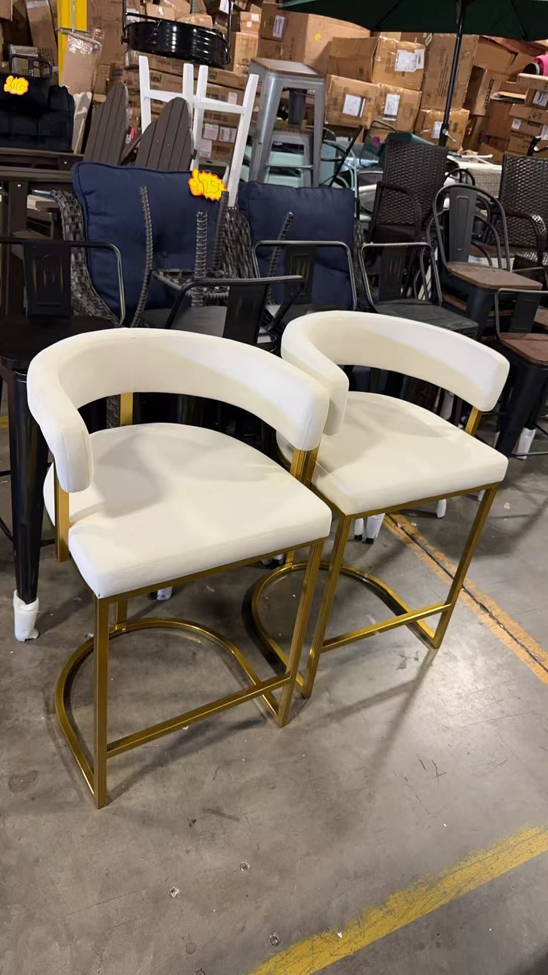 Modern Barrel Bar Stools Set of 2, 25.6" Counter Height Stools $140