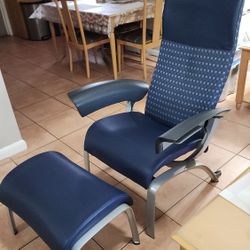 Herman Miller Nemschoff Chair And Ottoman