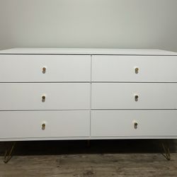 Dresser or TV stand, White, 6 Drawers