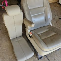 toyota sienna AWD 2015 driver seat can b use for2012,2013,2014,2015,2016,2017