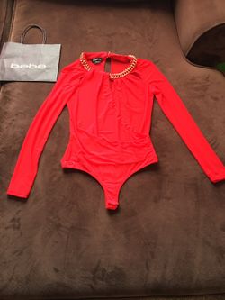 Very nice color Red 👚