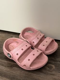Girls Crocs C8