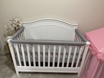 Davinci Charlie Crib And Mattress