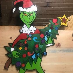 The Grinch Christmas Decorations. 