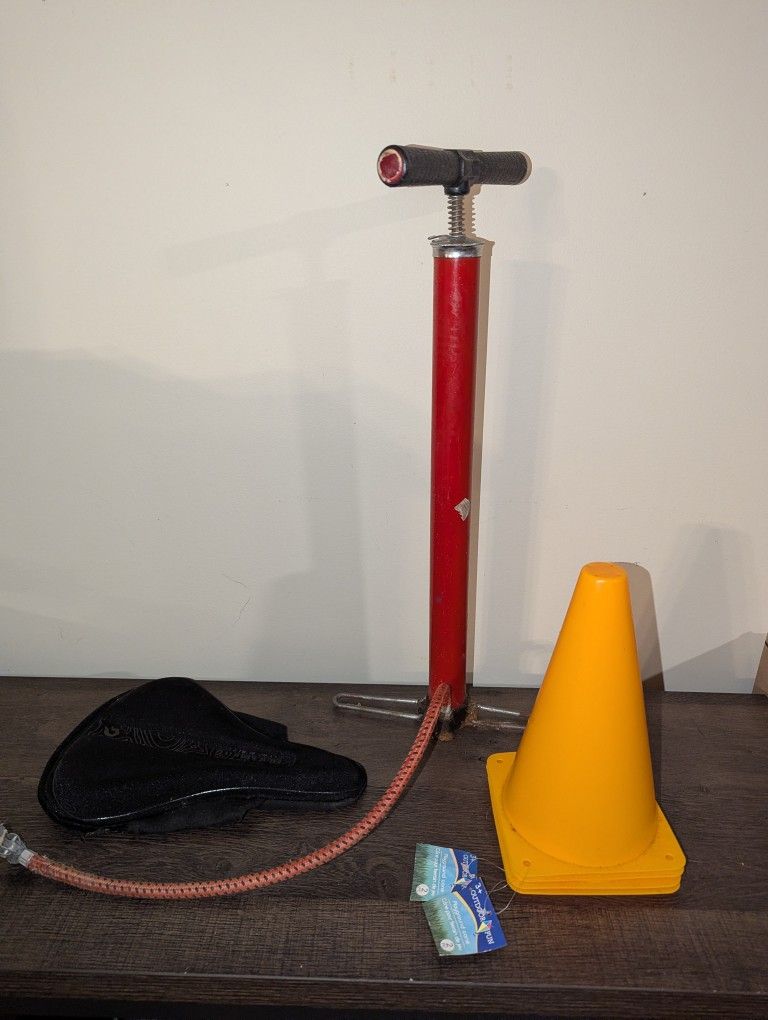Bicycle Pump, Soft Seat and (4) Cones