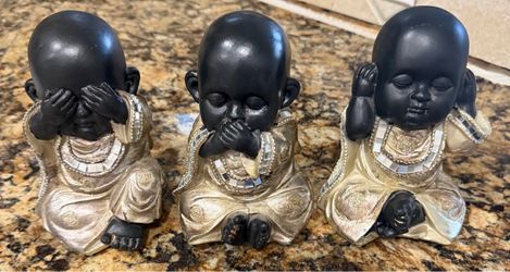 Three Wise Monkeys Figurines