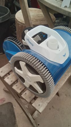 Pool cleaner 4 wheel Hayward