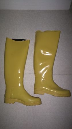 Ann Taylor Rain Boots Size 7 Like New