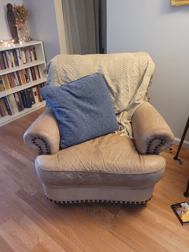 Large Leather Puffy Armchair