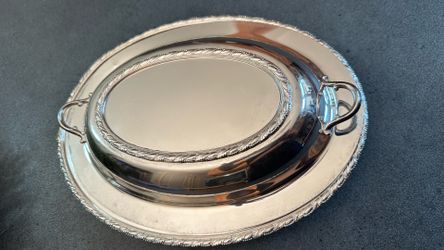 Polished Silver Oval Serving Platter with Rope-Edge and Side Handles
