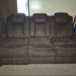 Reclining Sofa& Love Seat