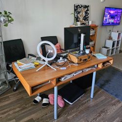 Modern Desk