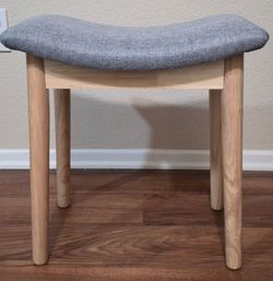 Vanity Stool, 18" H Makeup Chair,Small Ottoman Stool