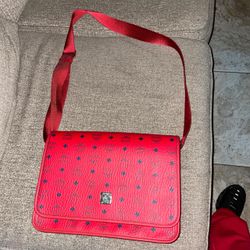 MCM SATCHEL  