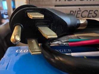 220v plug