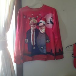 XXL Christmas Ugly Sweatshirt featuring Donald Trump/Kim-Jong-un 