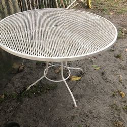 Vintage Table And 4 Chairs