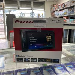 PIONEER 6.2-INCH DOUBLE-DIN DIGITAL RECEIVER DMH-240EX