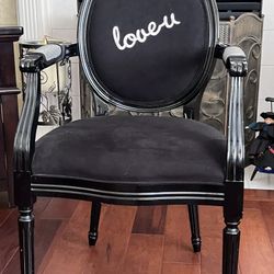 Cute Love You Black Chair Like New ♥️