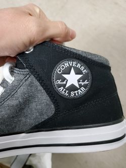 NEW - Converse Chuck Taylor hi tops, unisex