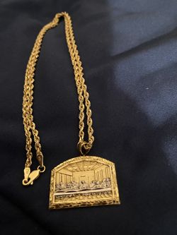 Gold Rope & Gold Last Supper Pendant