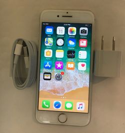 iPhone 7 128GB UNLOCKED