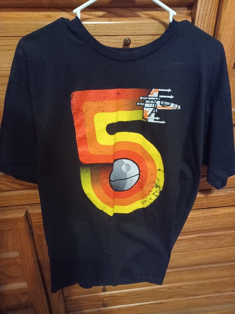 Star Wars T shirt Large