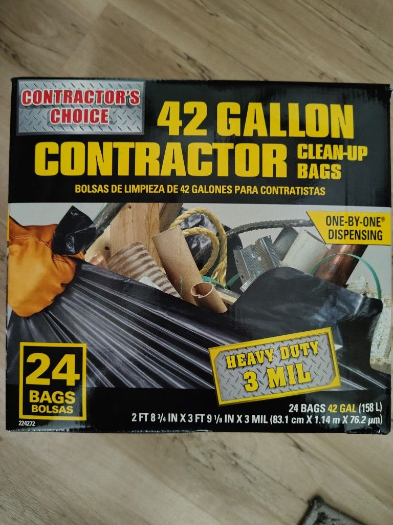 Brand New In Box 42 Gallon Contractor Bags