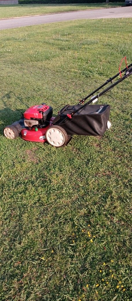 21-in Cut Front Wheel Drive Lawn Mower Easy To Start Ready To Cut