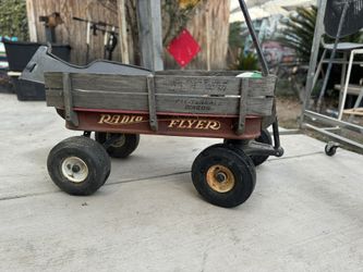 Radio Flyer Wagon