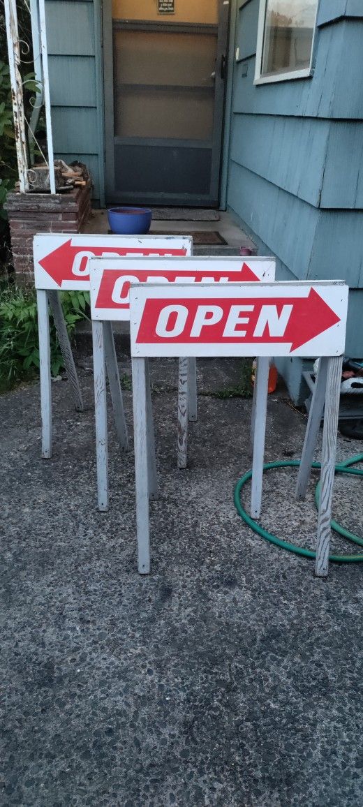 Open Signs