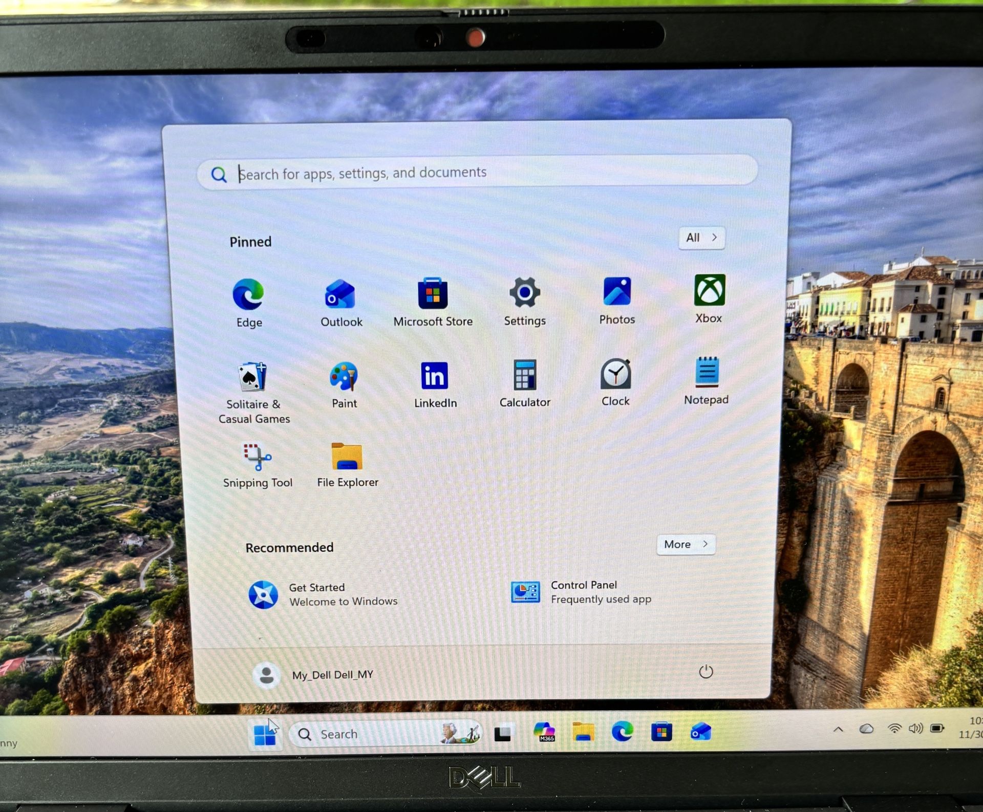 Loungefly IT 2 Pennywise Light Up Exclusive BackpackDell Latitude 7320 Laptop 13” Diag. Intel i7, Windows 11Pro