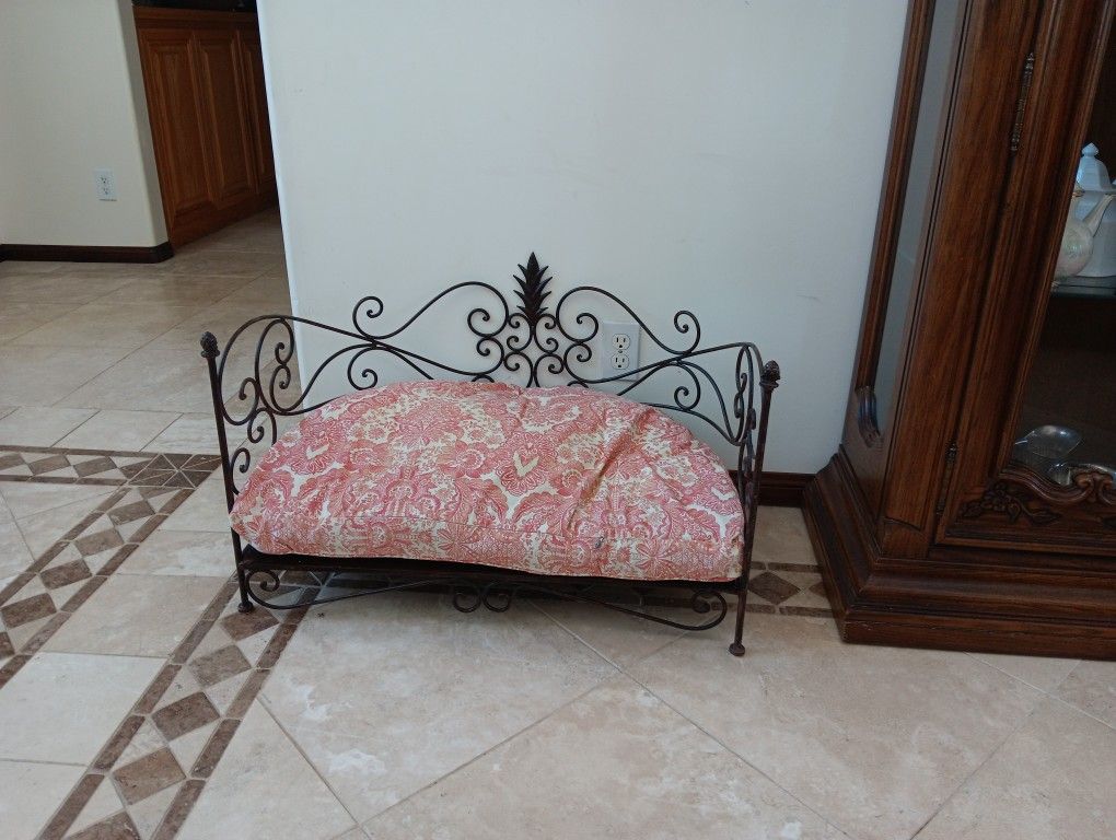 Wrought Iron Pet Bed