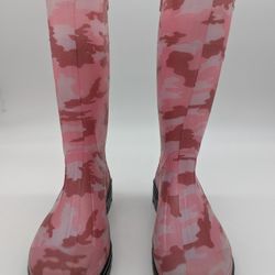 Northerner waterproof pink camo rain boots, size 5.  