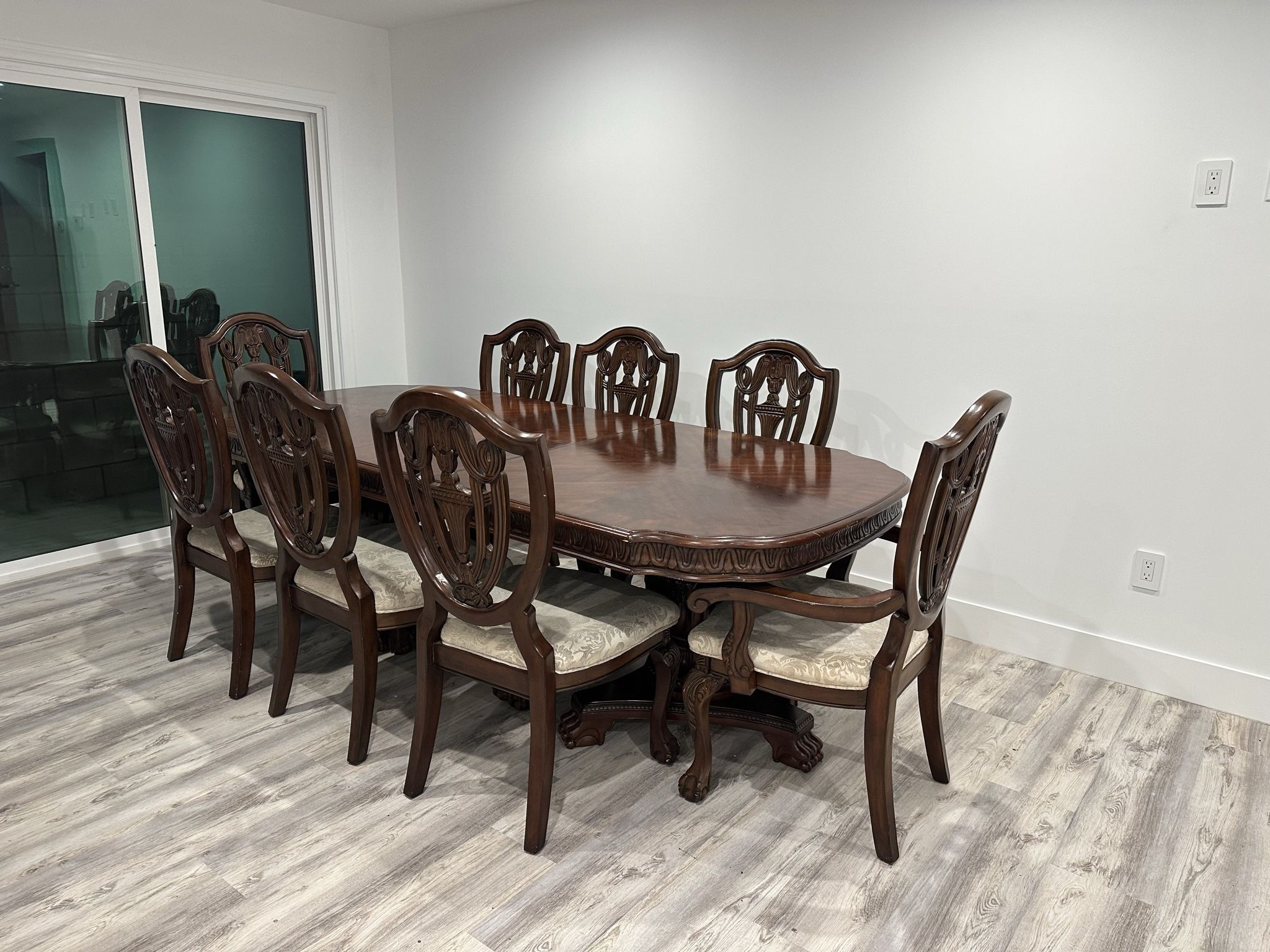 Table With 8 Chairs Adjustable