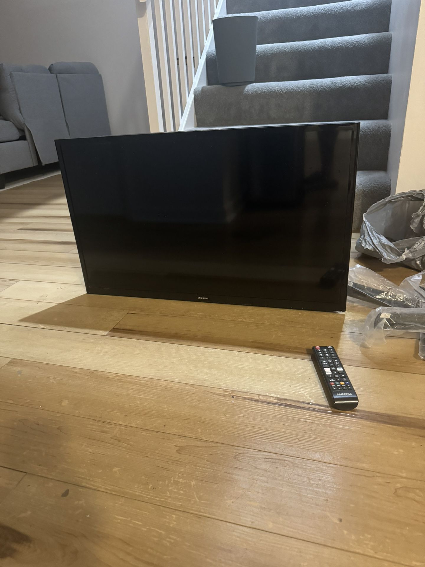Samsung 40 Inch Smart Tv 