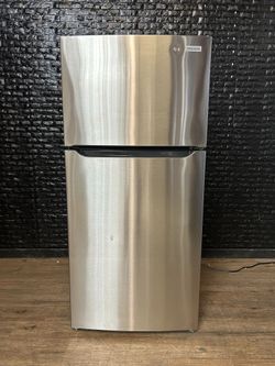 FRIGIDAIRE REFRIGERATOR w/WARRANTY! R3193A
