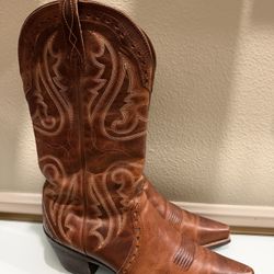 ARIAT WOMEN'S HERITAGE WESTERN BOOTS - SNIP TOE (size 10)