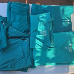 Nursing Scrubs 