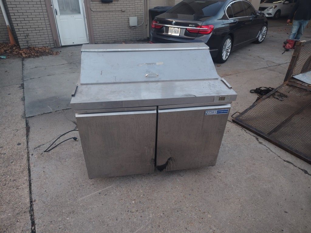 Kratos Stainless Steel Sandwich Station(4ft Wide)